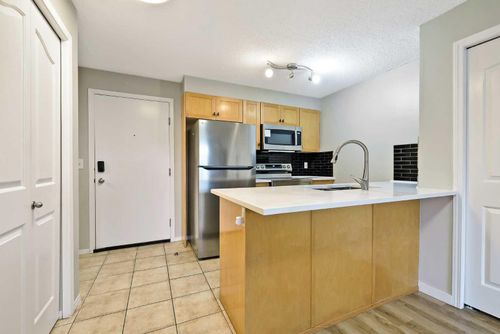 4313-60 Panatella St Nw, Calgary, AB, T3K0M2 | Card Image