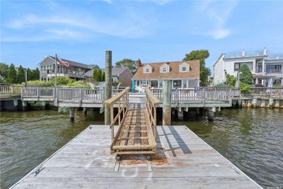 220 Seaview Avenue, House other with 6 bedrooms, 3 bathrooms and null parking in Island Park NY | Image 3