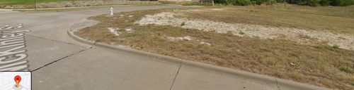 412 Mckinley St, DeSoto, TX, 75115-1303 | Card Image