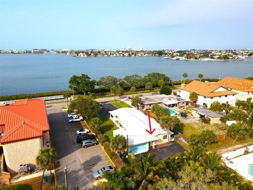 apt-4-7057 Sunset Dr S, SOUTH PASADENA, FL, 33707-2870 | Card Image