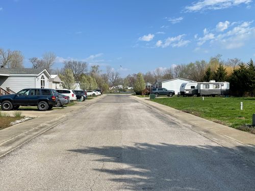 4908 Lakeview Dr, Granite City, IL, 62040-3046 | Card Image