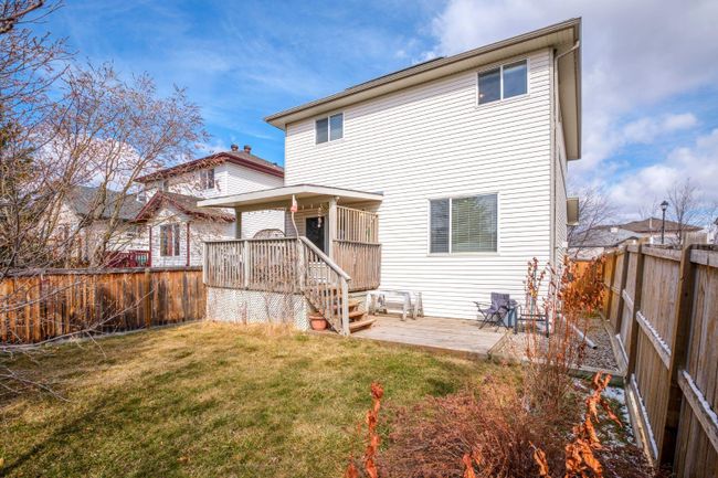 343 Silver Springs Way Nw, Home with 3 bedrooms, 2 bathrooms and 4 parking in Airdrie AB | Image 37