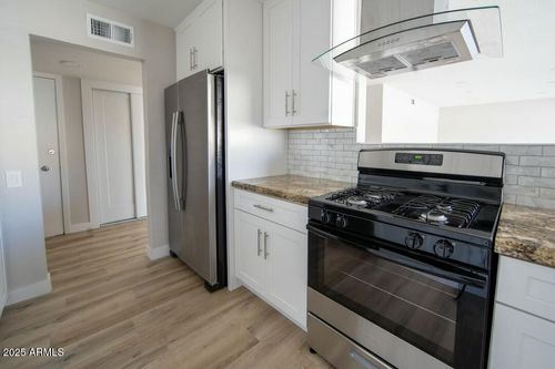 123-6767 N 7th St, Phoenix, AZ, 85014-1004 | Card Image
