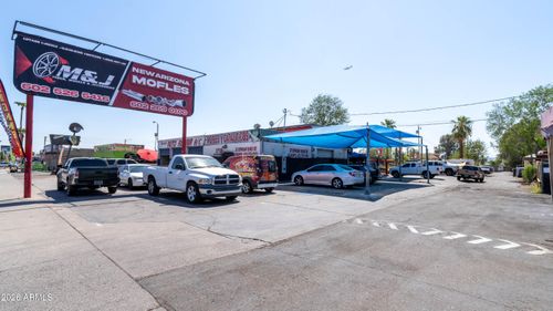 2735 W Van Buren St, Phoenix, AZ, 85009-4977 | Card Image