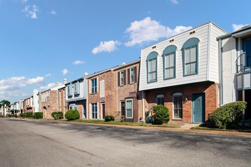 apt-30-7700 Creekbend Dr, Houston, TX, 77071-1729 | Card Image