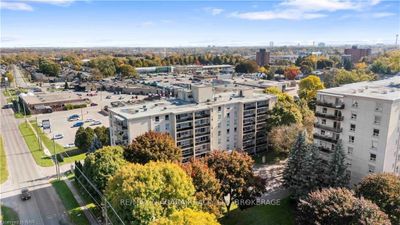 306 - 6390 Huggins St, Condo with 2 bedrooms, 1 bathrooms and 2 parking in Niagara Falls ON | Image 3