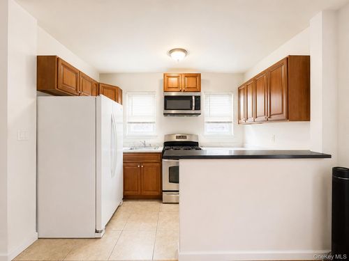 1291 Chisholm Street, New York, NY, 10459 | Card Image