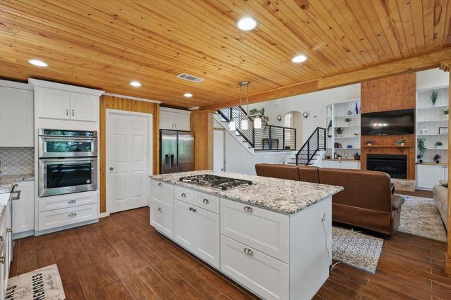 1520 Oakhurst Scenic Dr, House other with 5 bedrooms, 4 bathrooms and null parking in Fort Worth TX | Image 13