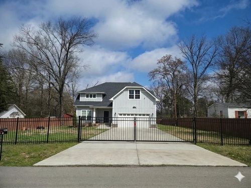 150 Nelson Dr, La Vergne, TN, 37086-3738 | Card Image