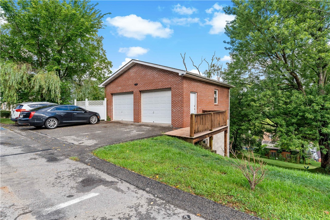 Residential in Overbrook 2