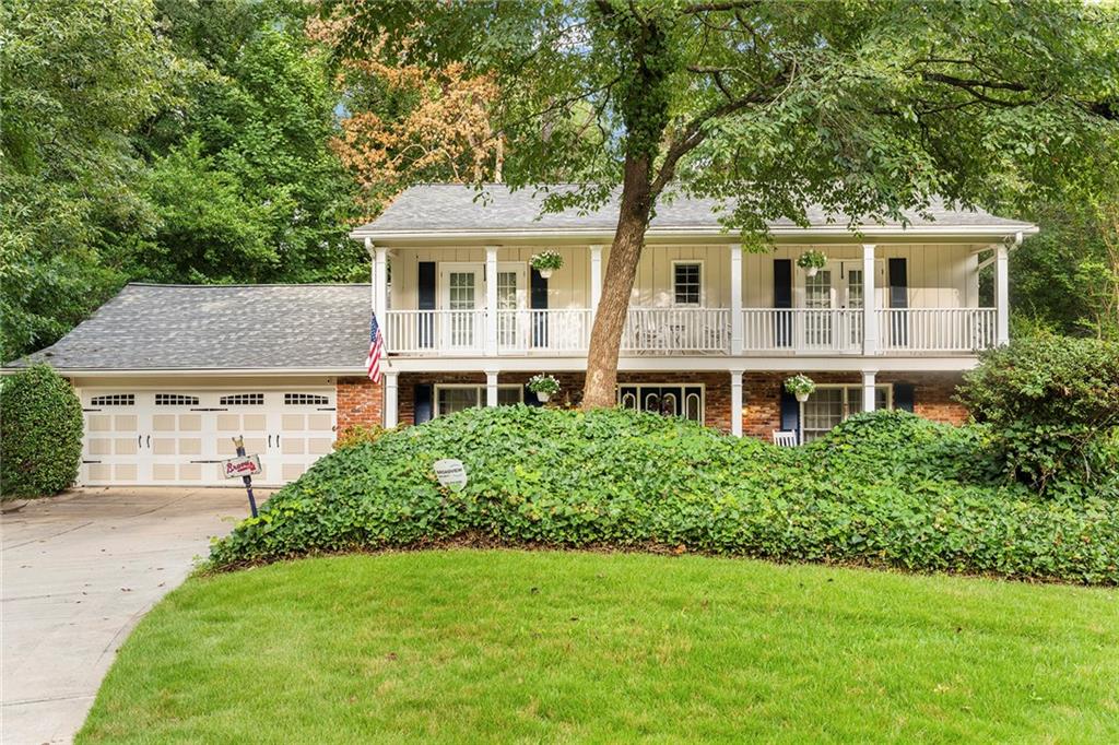 Duncourtney Dr, Sandy Springs, GA 30328