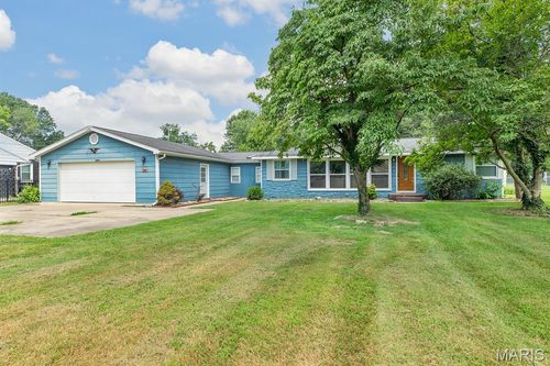 250 Hi Pointe Pl, East Alton, IL, 62024-1651 | Card Image