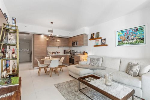 unit-3008-1300 S Miami Ave, Miami, FL, 33130-4485 | Card Image