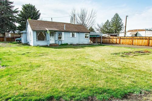 827 N 9th St, Payette, ID, 83661-2256 | Card Image