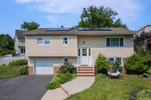 365 Lake Shore Dr, Parsippany, NJ, 07054-3276 | Card Image