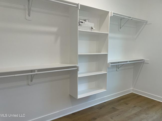 Primary Closet | Image 12