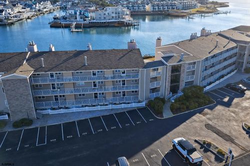 unit-104-4240 Atlantic Brigantine Blvd, Brigantine, NJ, 08203-3526 | Card Image