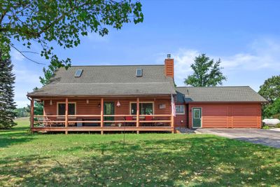 W325S10145 Beulah Rd, House other with 3 bedrooms, 3 bathrooms and null parking in Mukwonago WI | Image 1