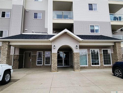 204-303 Lowe Rd, Saskatoon, SK, S7S1P2 | Card Image