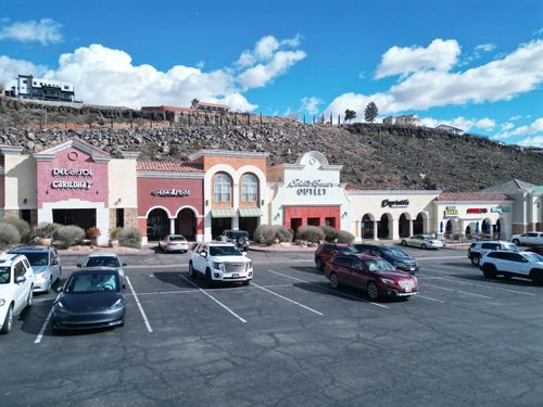 ste-12-250 Red Cliffs Dr, St George, UT, 84790-8170 | Card Image
