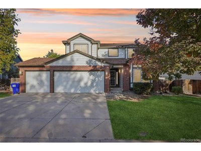 5339 S Flanders Way, House other with 4 bedrooms, 2 bathrooms and null parking in Centennial CO | Image 2