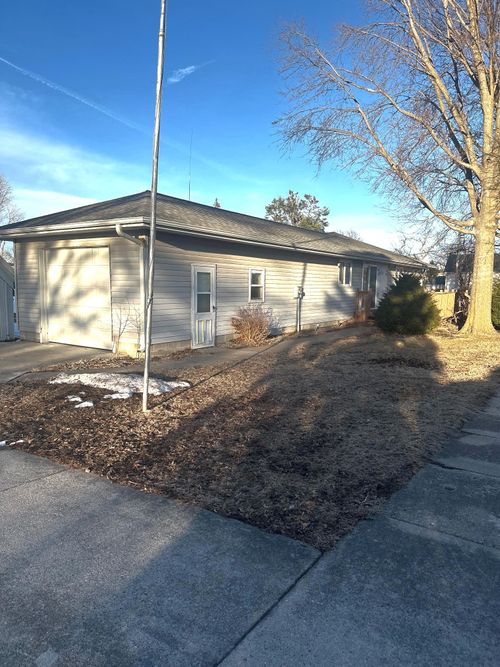 601 W Sycamore St, Ogden, IA, 50212-2007 | Card Image