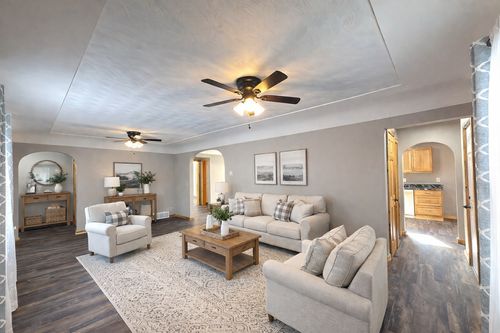 23033 County Road 2, Brainerd, MN, 56401-1304 | Card Image