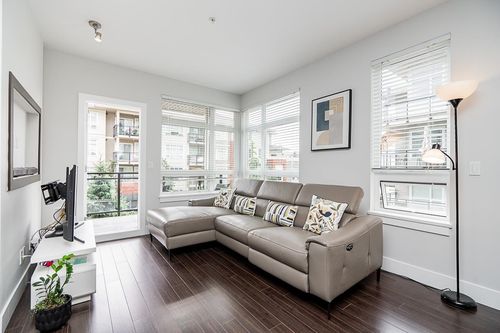 {{alt}} | Card Image