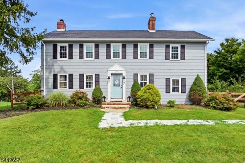 891 Amwell Rd, Hillsborough, NJ, 08844-3903 | Card Image