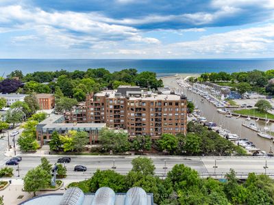 1104 - 100 Lakeshore Rd E, Condo with 1 bedrooms, 2 bathrooms and 1 parking in Oakville ON | Image 2