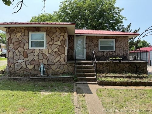 14 N Lakeview, Kiefer, OK, 74041-3012 | Card Image