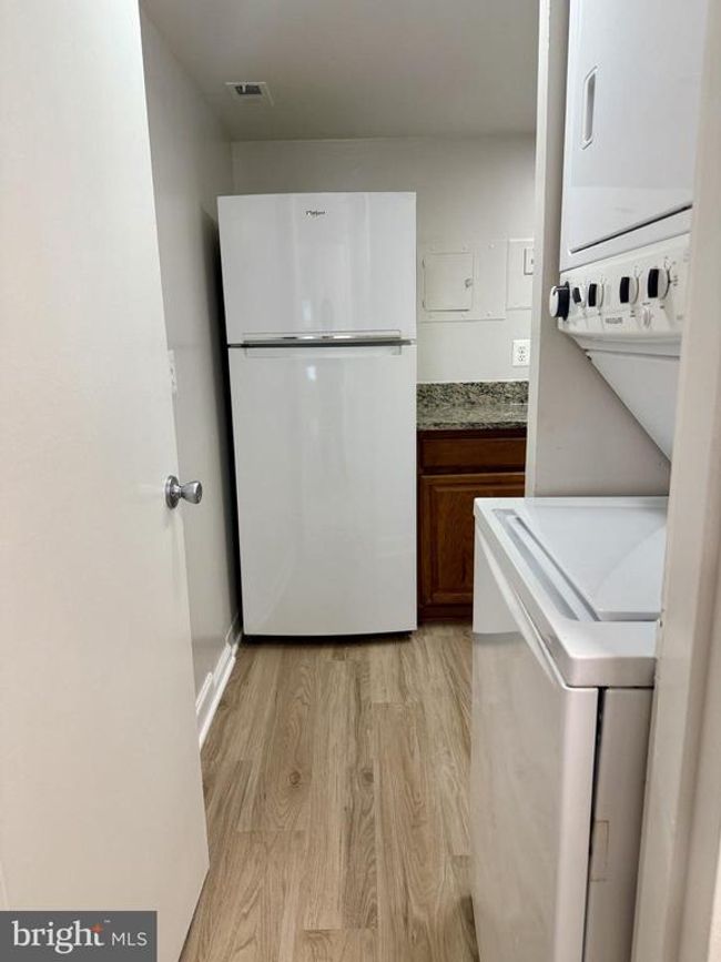 APT-11B - 1520 Northgate Sq, Condo with 2 bedrooms, 1 bathrooms and null parking in RESTON VA | Image 10