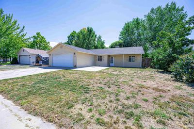 1358 Sagittarius Street, House other with 3 bedrooms, 2 bathrooms and null parking in Fruita CO | Image 3