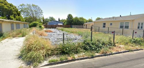1828 Truman St, Richmond, CA, 94801-1543 | Card Image