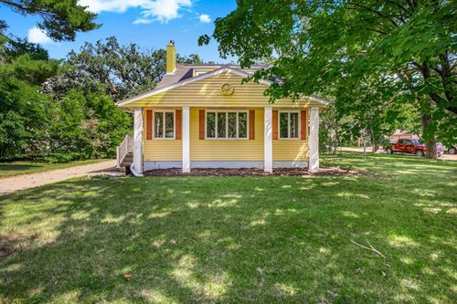 1556 Kilian Blvd Se, Saint Cloud, MN, 56304-2126 | Card Image