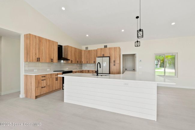 9670 Riverview Dr, House other with 4 bedrooms, 3 bathrooms and null parking in Sebastian FL | Image 18