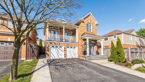 193 Queen Mary Dr, Brampton, ON, L7A1Y3 | Card Image