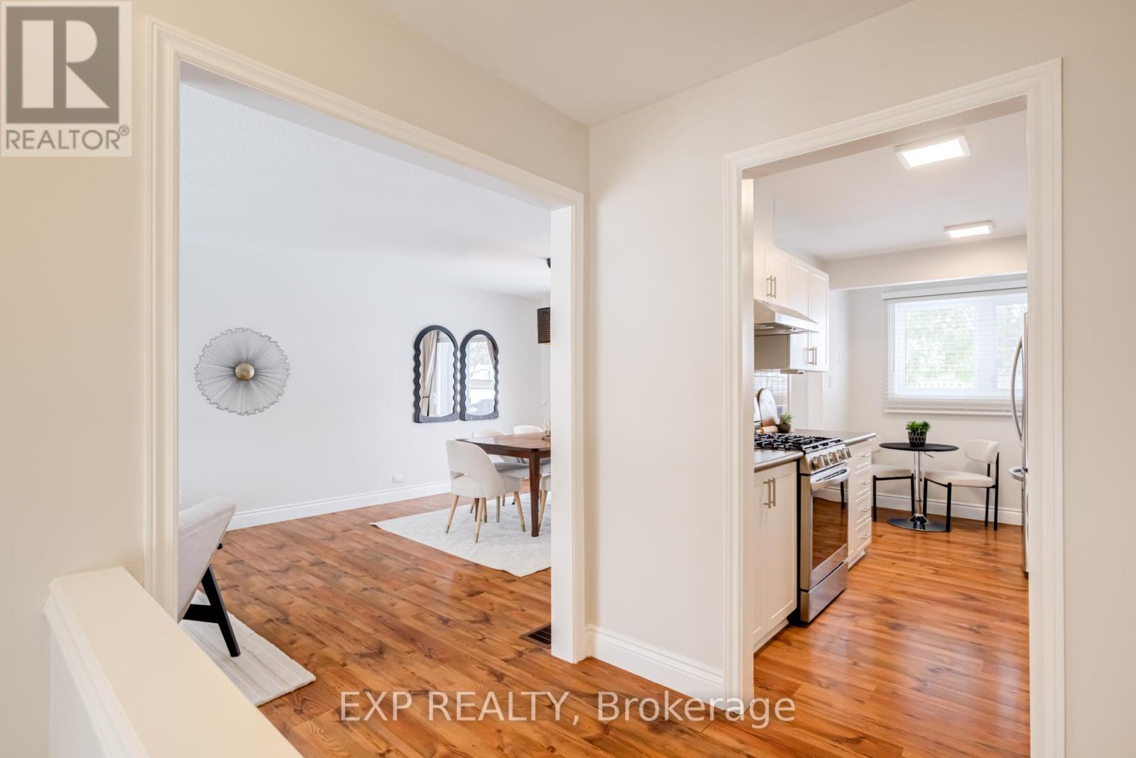 Residential in East Gwillimbury (Holland Landing) 4