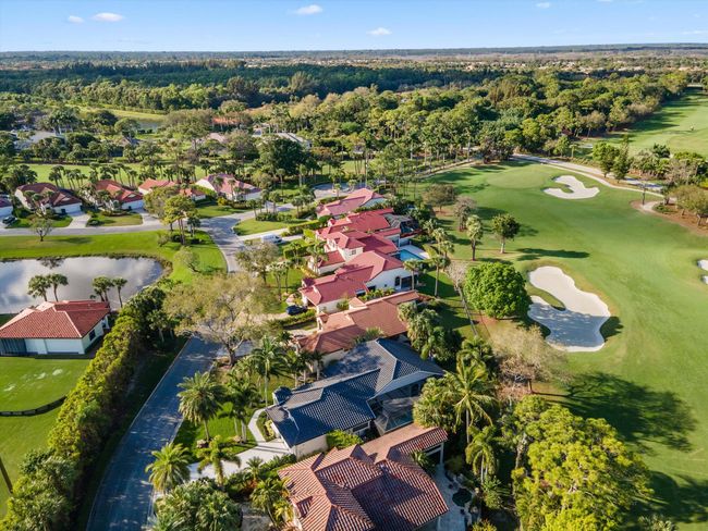 9445 E Fairway Ter, House other with 3 bedrooms, 3 bathrooms and null parking in West Palm Beach FL | Image 34