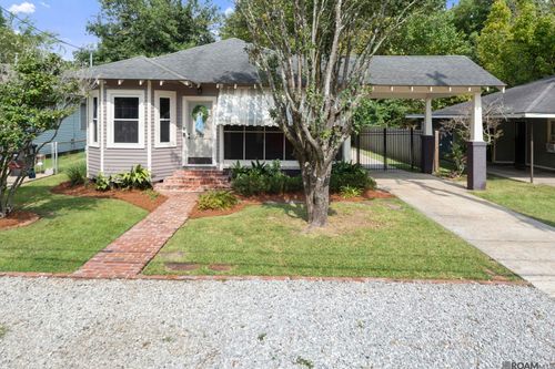 321 Ogden Dr, Baton Rouge, LA, 70806-5015 | Card Image