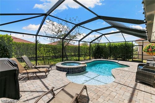 3215 Birchin Ln, FORT MYERS, FL, 33916-4579 | Card Image