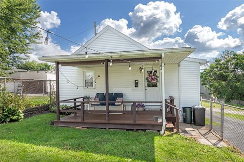 124 Reed Ave, Greensburg, PA, 15601-2138 | Card Image