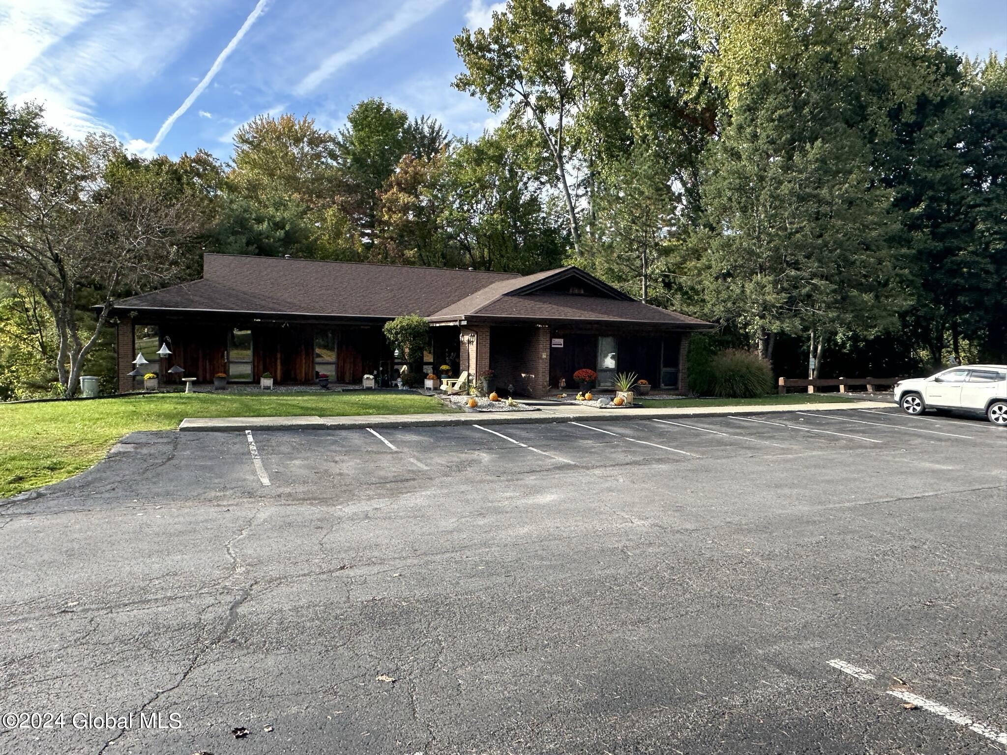 2093 Western Ave, Guilderland, NY 12084