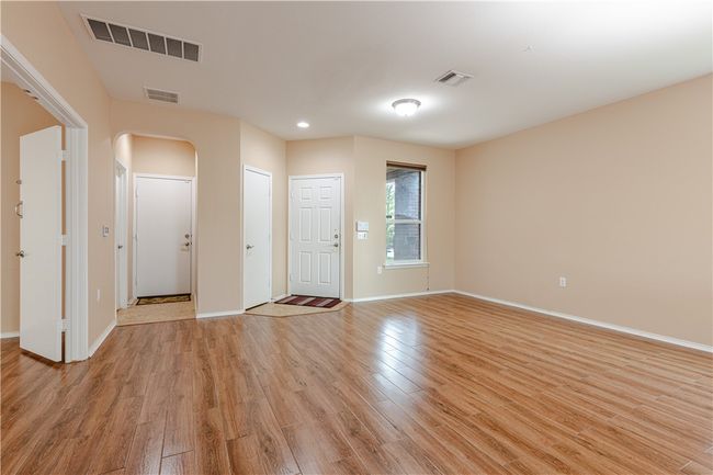 6716 Glebe Path, House other with 3 bedrooms, 3 bathrooms and null parking in Austin TX | Image 10