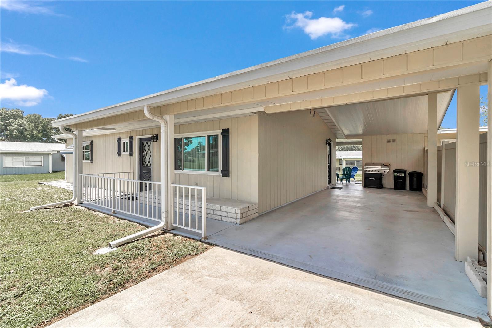 101st Ln, Ocala, FL 34481