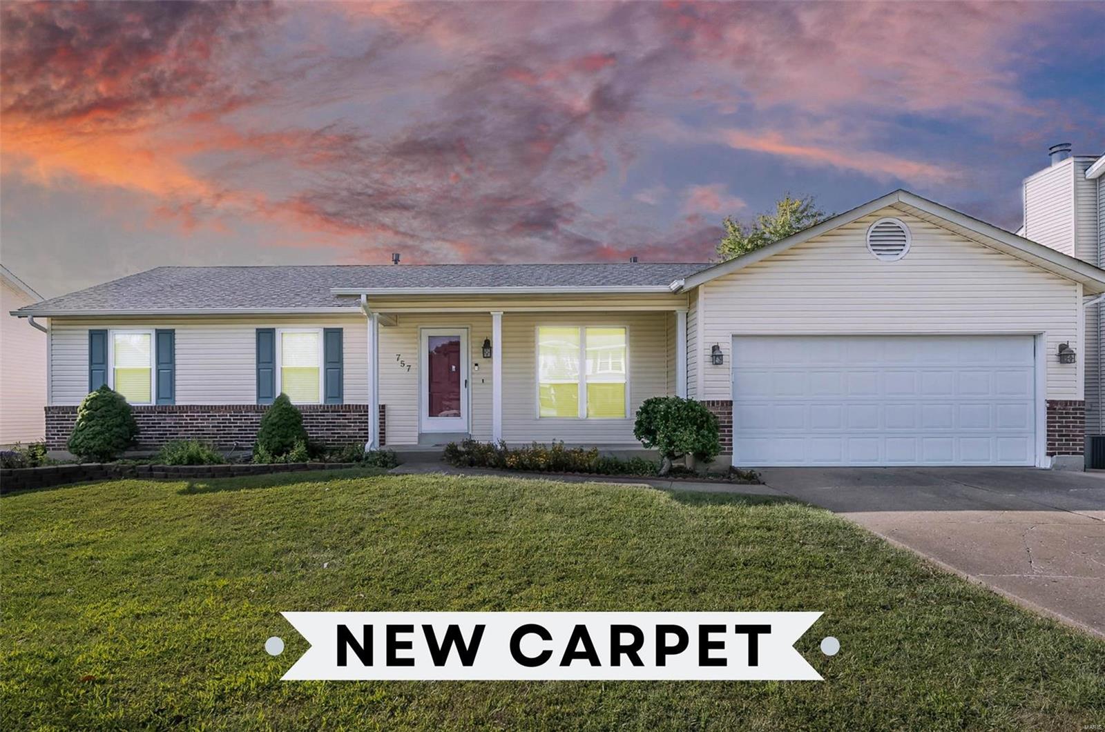 Estes Park Dr, Saint Peters, MO 63376