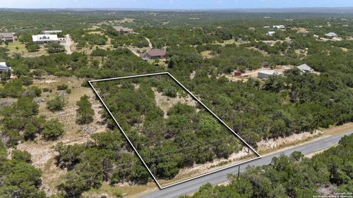 320 Mustang Ln, Spring Branch, TX, 78070-3775 | Card Image