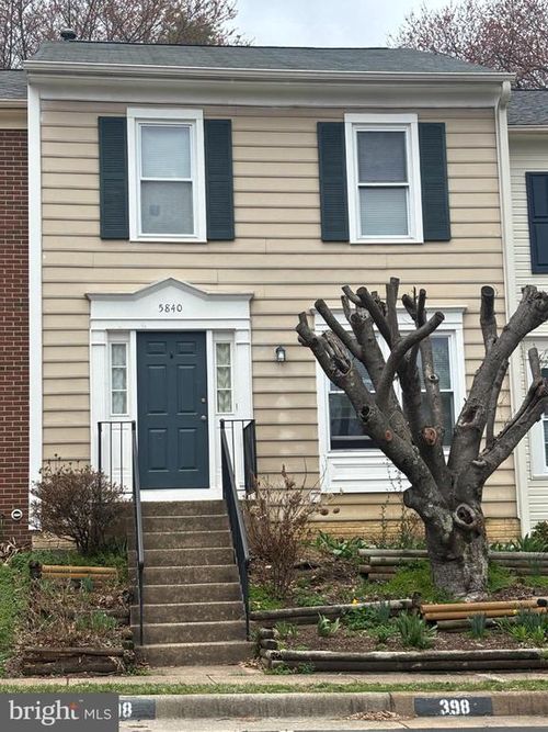 5840 Westwater Ct, CENTREVILLE, VA, 20121-3055 | Card Image