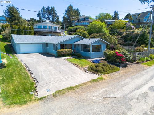 35565 Lower Loop Rd, Pacific City, OR, 97135 | Card Image