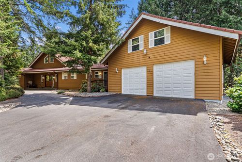41 E Westlake Pl, Allyn, WA, 98524-8755 | Card Image